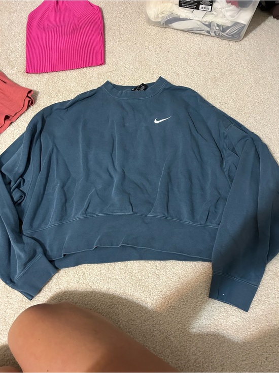 Nike Tops - Nike Women's Blue Crewneck Sweatshirt
